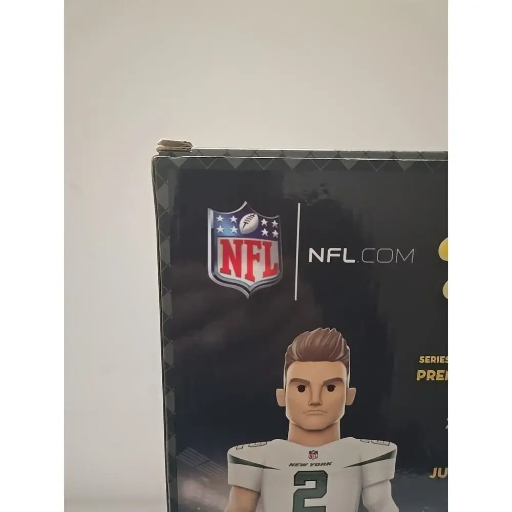 Zach Wilson Funko Gold 12